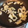 タレ絡み抜群！冷めても美味しい生姜焼き！！お弁当にもの工程4