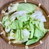 節約&簡単おかず♪【豚こまキャベツのピリ辛とろとろ中華煮】の下準備