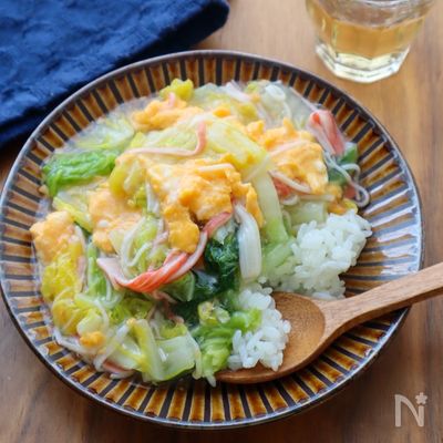 肉無しでも大満足！ヘルシー白菜かに玉丼