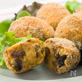 止まらない美味しさ！焼肉がゴロッと入った具だくさんコロッケ