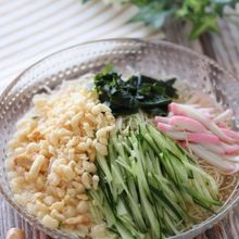 うどんスープでさっぱりと!冷やしたぬきそうめん