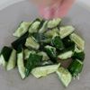 【叩かないで爆速】きゅうりとちくわの中華サラダの工程2