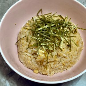 968467の作ってみた!投稿(具材1つ！なのに食べ出したら止まらない【黄金チャーハン】)