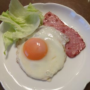たりおの作ってみた!投稿(綺麗な半熟目玉焼き)
