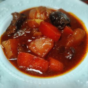 まゆたの作ってみた!投稿(デミ缶不要！ほったらかしでお店の味【とろけるビーフシチュー】)