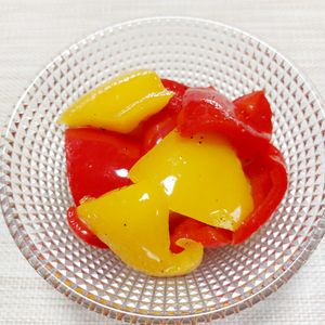 よっこの作ってみた!投稿(【レンジで簡単♪パプリカのマリネ】食卓を彩るスピード副菜)