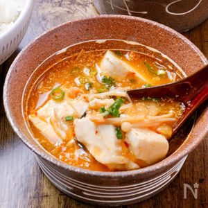 豆腐とえのきのチゲスープ】辛うま♡節約満足スープ！ | レシピサイトNadia