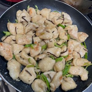 1620609の作ってみた!投稿(【鶏むね肉の塩昆布マヨポン】ご飯が進む！めちゃ旨な時短おかず)