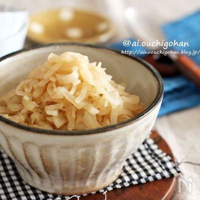 大根の大量消費♡朝からたっぷり食べれる♡とっても簡単炒り大根