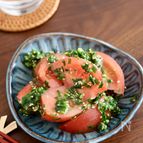 【5分で作れる！】トマトのニラの中華和え