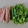 【脱マンネリの副菜】ウインナーとピーマンのカレー炒めの工程1
