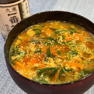 楽ラク手抜キッチン🐶🐾の作ってみた!投稿(【水菜と人参のかきたまとろみ汁】とろ〜りおいしい♪)