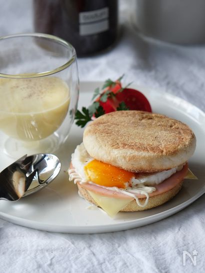 朝ごはんに♪エッグイングリッシュマフィンサンド