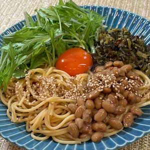 楽ラク手抜キッチン🐶🐾の作ってみた!投稿(野沢菜と納豆の【発酵】和風のっけパスタ)