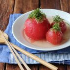 丸ごとトマトの冷たい白だしさっと煮。