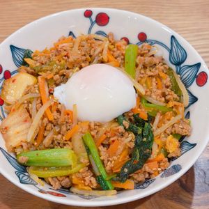 ミルクの作ってみた!投稿(面倒くさくない!速攻で作れる!『そぼろビビンバ丼』)