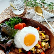 彩り鮮やかなカレーライス