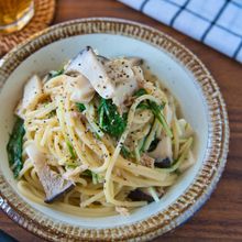切ってレンジに入れるだけ！きのこと水菜のパスタ