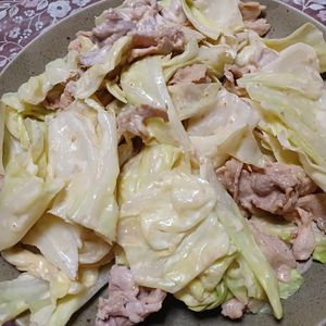パーフェクトセルの作ってみた!投稿(春キャベツと柔らか豚こまのコク旨ごまマヨだれ和え)