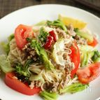 サラダ野菜のエスニックそうめんチャンプルー