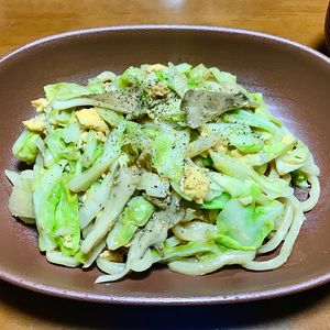 Nao★彡の作ってみた!投稿(【春キャベツのオイスター焼きうどん】包丁いらず10分で完成！)