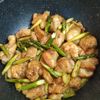 562305の作ってみた!投稿(【鶏肉とアスパラの塩レモンバター炒め】コク旨バター風味♡)