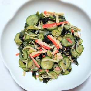 ふうかの作ってみた!投稿(【きゅうり、わかめ、かにかまの中華風酢の物】パパっとあと一品)