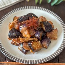 ご飯が進む♡【豚バラと茄子の甘辛炒め】