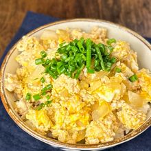 【時短親子丼】ひき肉で簡単!とろたま親子丼