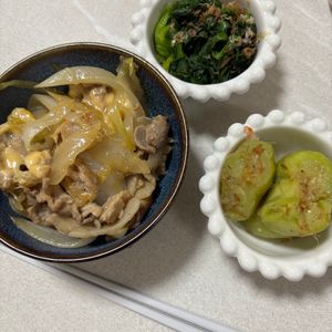 yの作ってみた!投稿(新玉ねぎが美味しい！豚こまと新玉ねぎのチーズ炒め)
