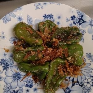 みえちゃんの作ってみた!投稿(超絶美味しい《最強♡丸ごとピーマン》)