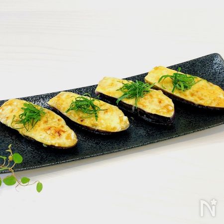宅飲みに パパッと らくウマ なすのネギ味噌チーズ焼き By のりp Noripetit レシピサイト Nadia ナディア プロの料理家のおいしいレシピ