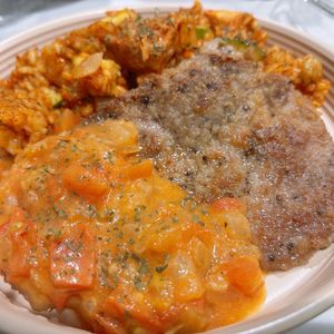 ねこまりも🐈‍⬛の作ってみた!投稿(余韻まで美味しい♡『豚肉のトマトチーズソース』レストランの味)