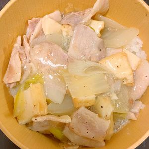 こざかなの作ってみた!投稿(家中の米が無くなる程美味すぎる【豚バラ白菜のネギ塩餡掛け丼】)