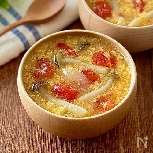 ほんのりカレー風味♩トマたまスープ