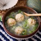 鶏団子と白菜のさっぱり春雨スープ