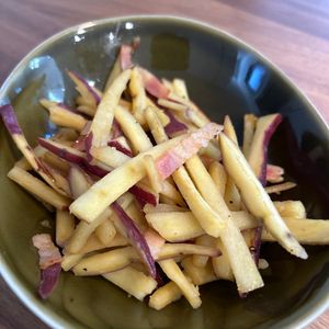 ミナンダの作ってみた!投稿(【魅惑のバター醤油おさつきんぴら】やみつき！お芋嫌いもOK！)