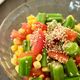 材料3つで副菜！《オクラとトマトとコーンの簡単和え》