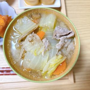 うさぎの作ってみた!投稿(男子が喜ぶ♪白菜と根菜の『胡麻だく豚汁』)