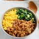 【一品で大満足】子供が喜ぶ♪鶏そぼろ丼