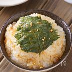 【ポン酢で簡単ご飯が合う】さっぱりピリ辛な大葉のやみつき漬け