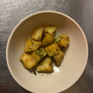 ぱぁぷるへいずの作ってみた!投稿(レンチン黒胡椒カレーポテト)