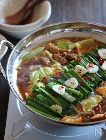 豚もつで旨辛味噌もつ鍋