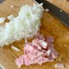 包まず楽々♡とろとろチーズオムライスの工程1