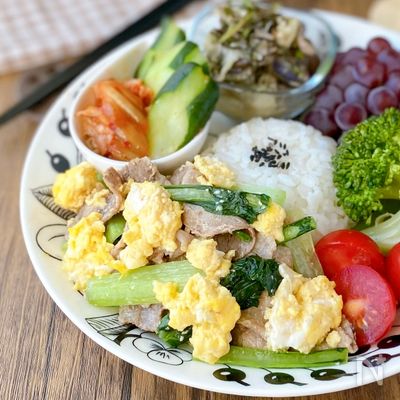 ふわふわ卵が決めて★ちんげん菜と豚こま炒め