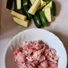 豚肉とズッキーニの卵炒めの工程1