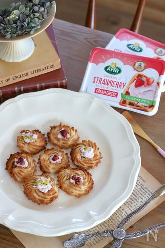 【親子で作れる♪】焼くまで10分!いちご風味の米粉チーズクッキー