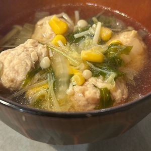ウサちゃんの作ってみた!投稿(鶏団子たっぷりで食べ応え抜群♪ふわふわ鶏団子と白菜のお鍋)