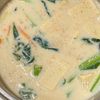 栄養満点◎高野豆腐と小松菜の豆乳みそ汁の工程3