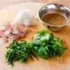 【薬味たっぷり鶏カツ丼】さっぱり×がっつり♪夏にもおすすめ！の工程1